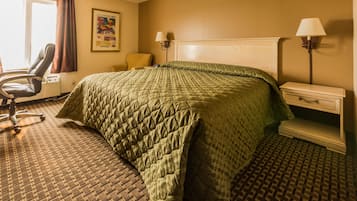 Skrivebord, mørklægningsgardiner, strygejern/strygebræt, gratis Wi-Fi