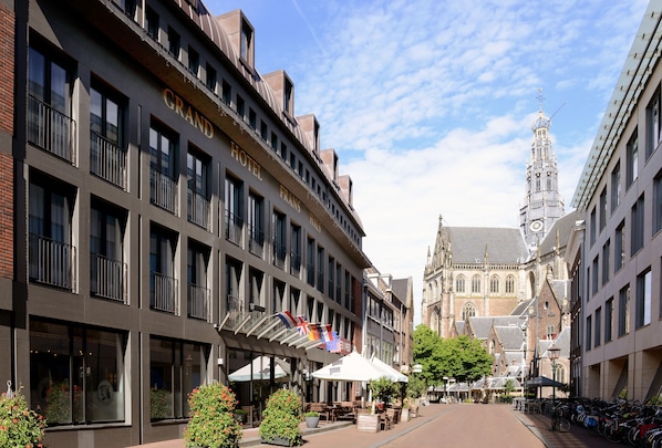 Front of property - Amrâth Grand Hotel Frans Hals (Haarlem)