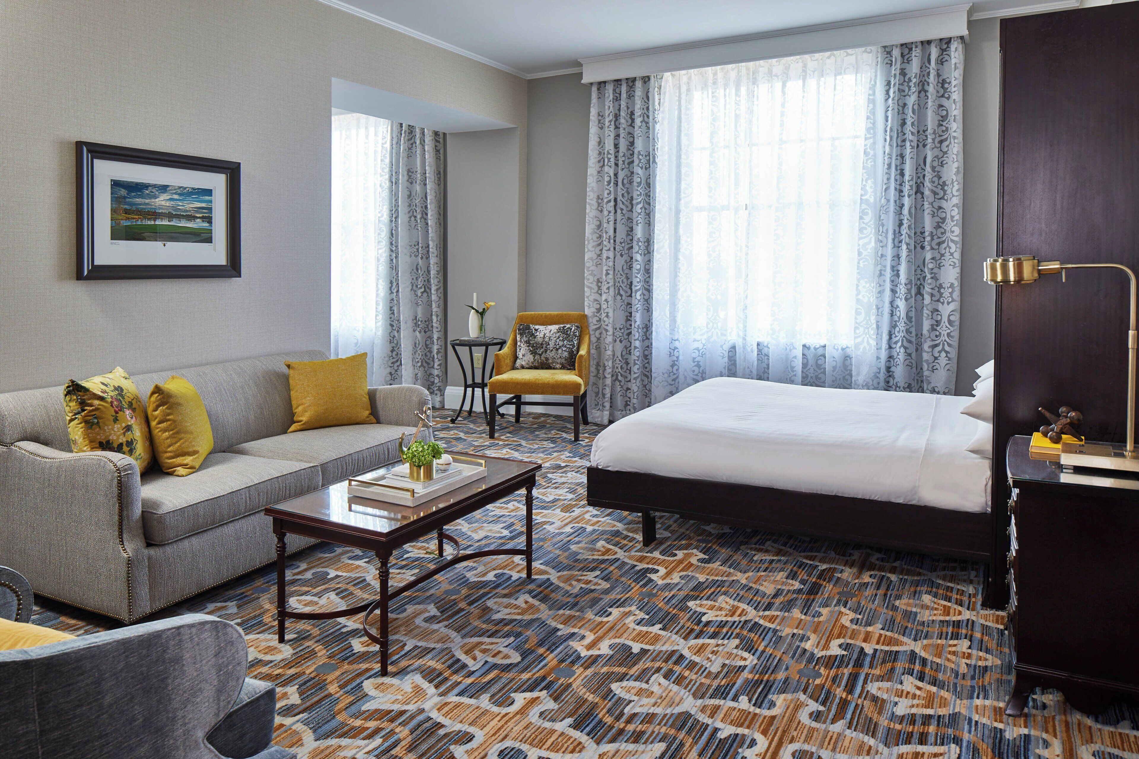 premium bedding, pillow-top beds, in-room safe, desk