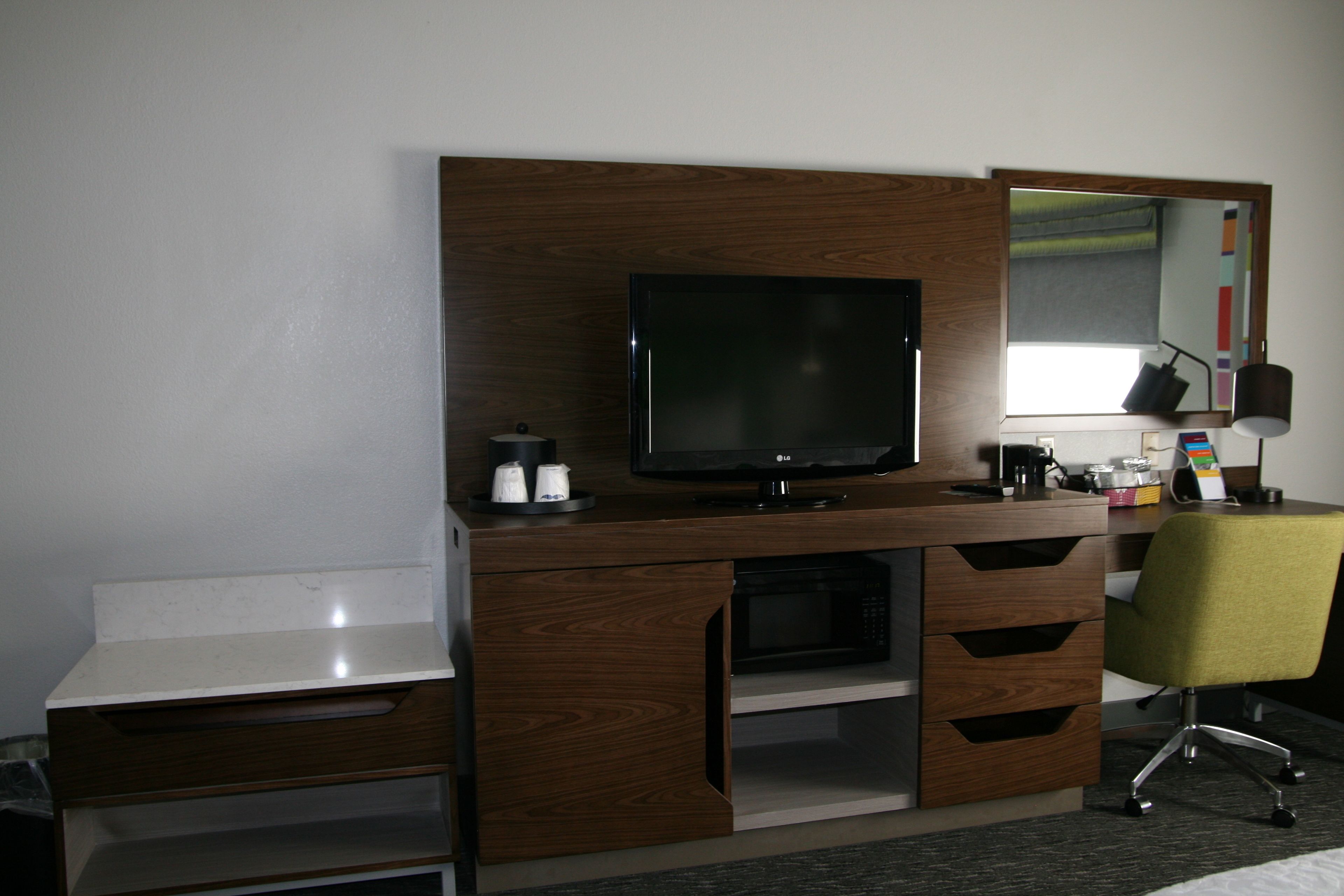 in-room safe, iron/ironing board, free wifi, bed sheets