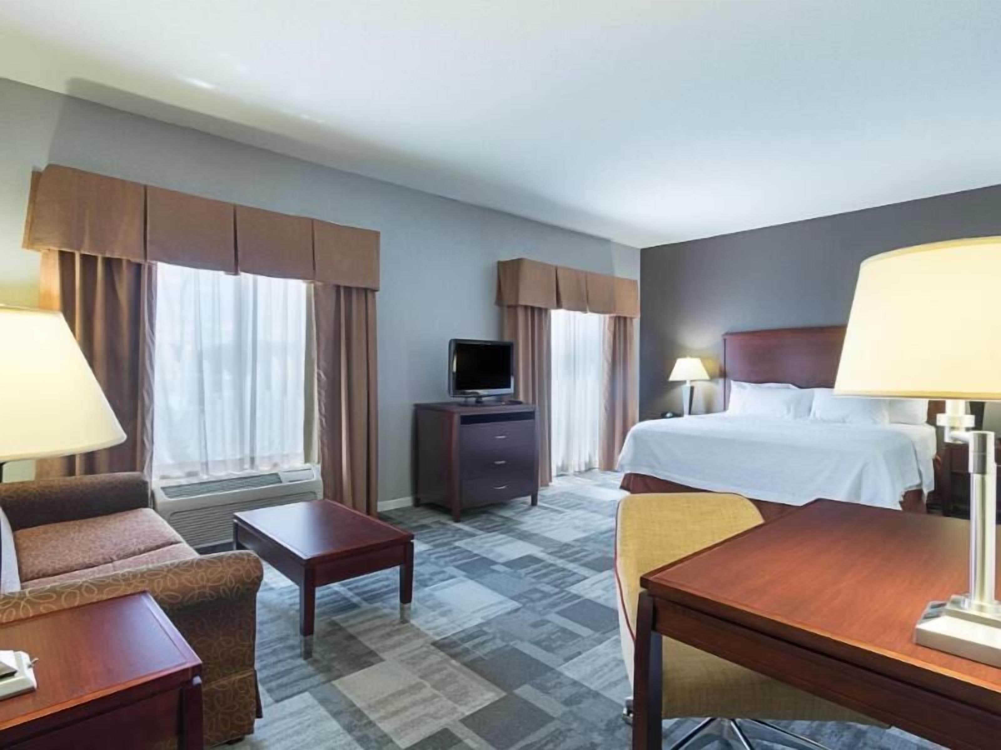 In-room safe, desk, iron/ironing board, free cots/infant beds