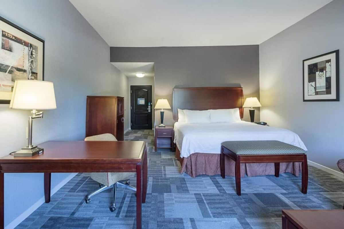 In-room safe, desk, iron/ironing board, free cots/infant beds