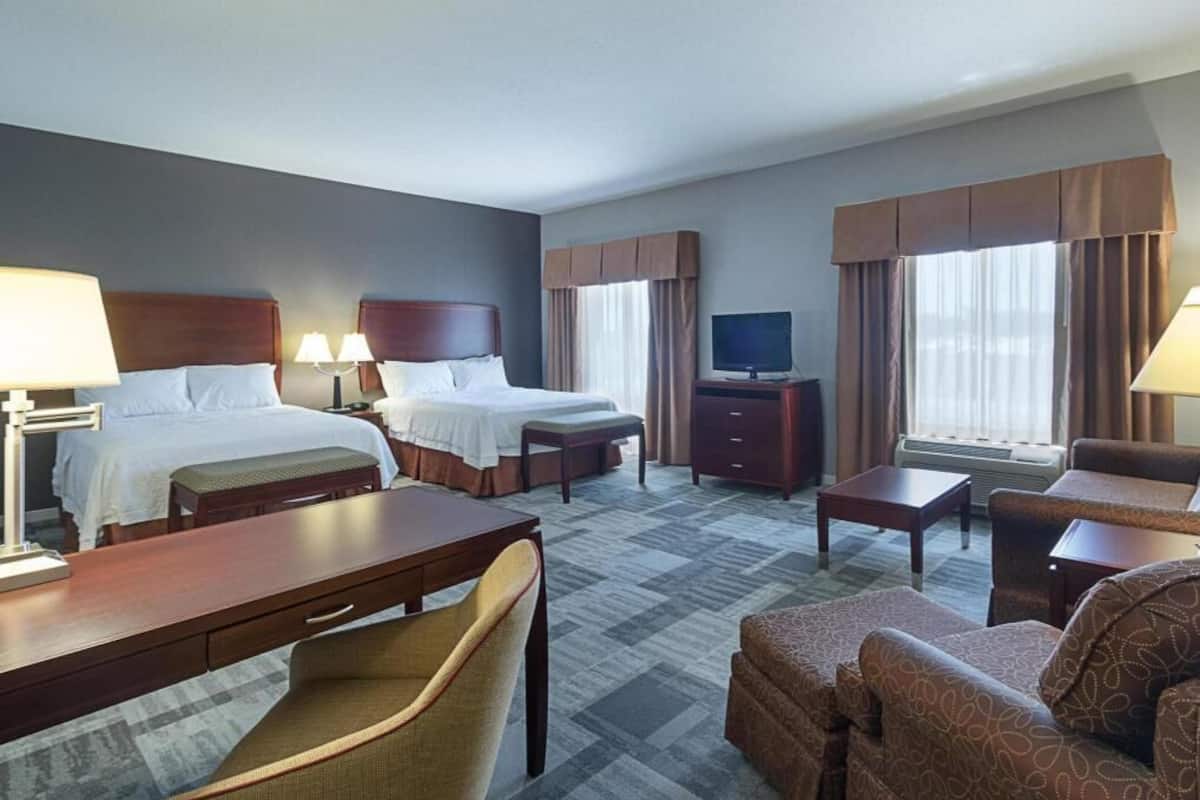 In-room safe, desk, iron/ironing board, free cots/infant beds