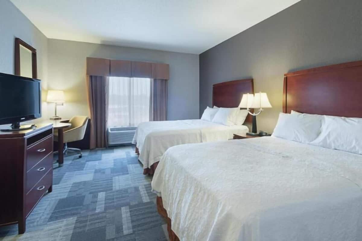 In-room safe, desk, iron/ironing board, free cots/infant beds