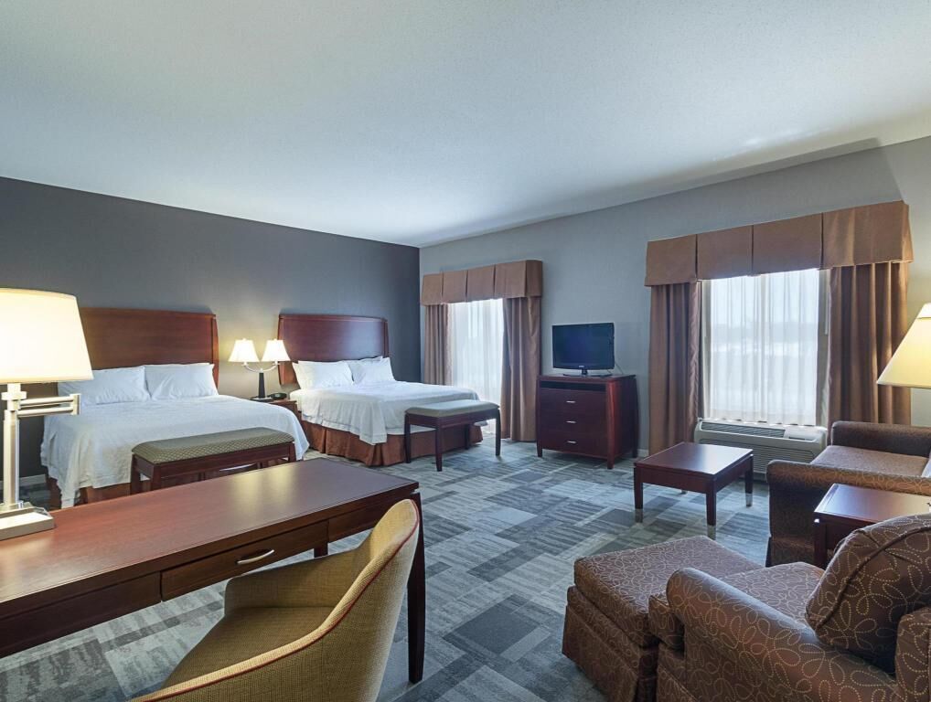 In-room safe, desk, iron/ironing board, free cots/infant beds