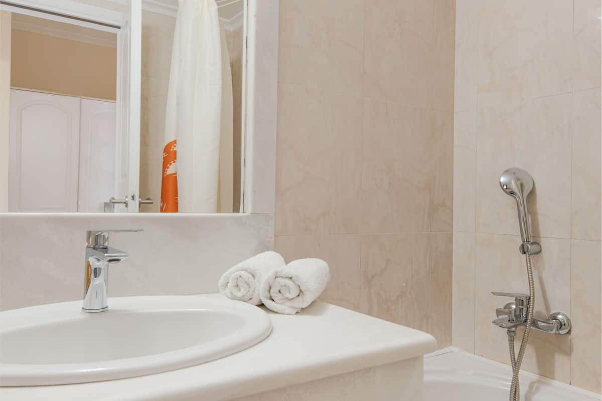 superior room | bathroom sink