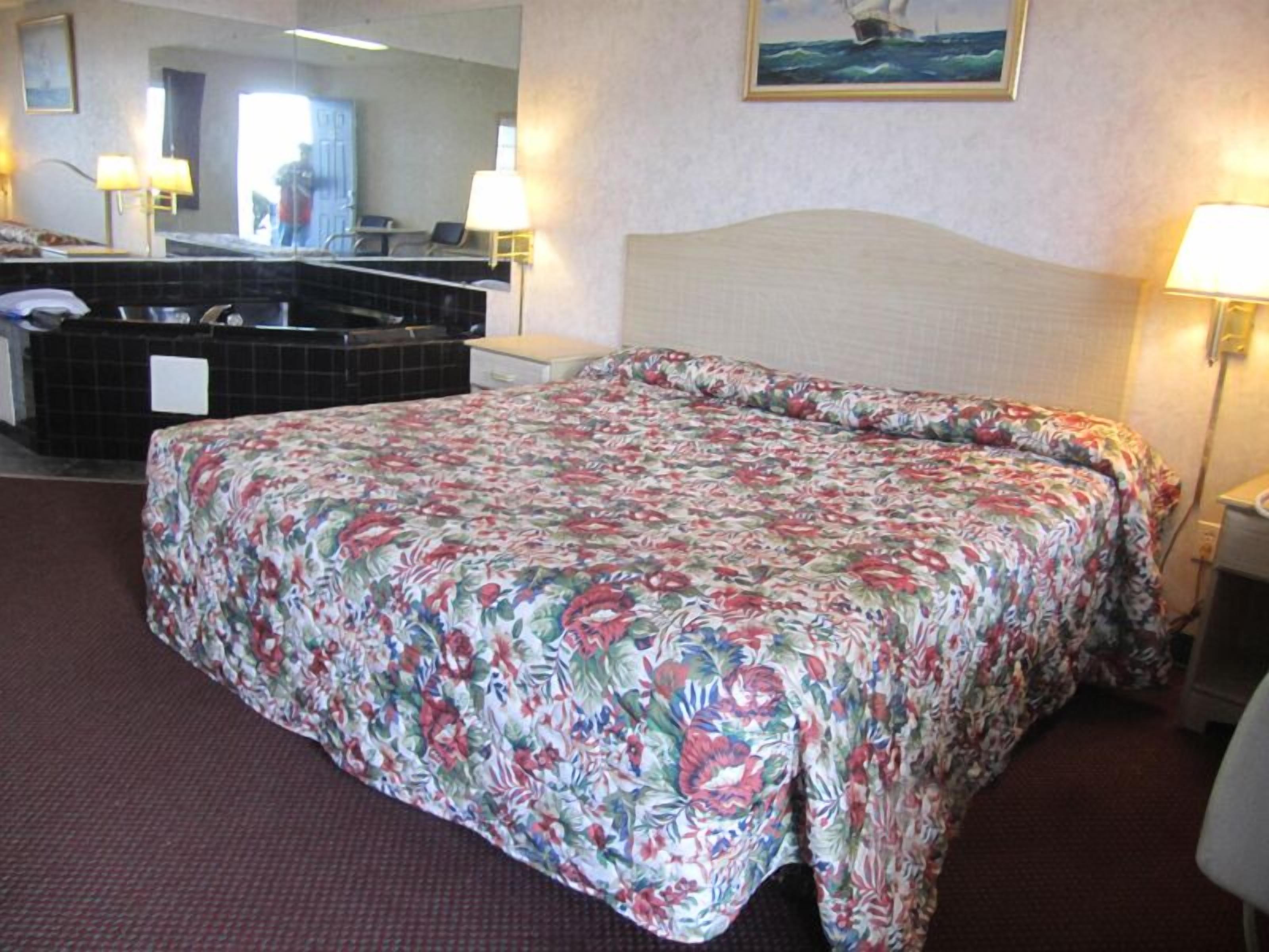 Pillowtop beds, free WiFi, bed sheets