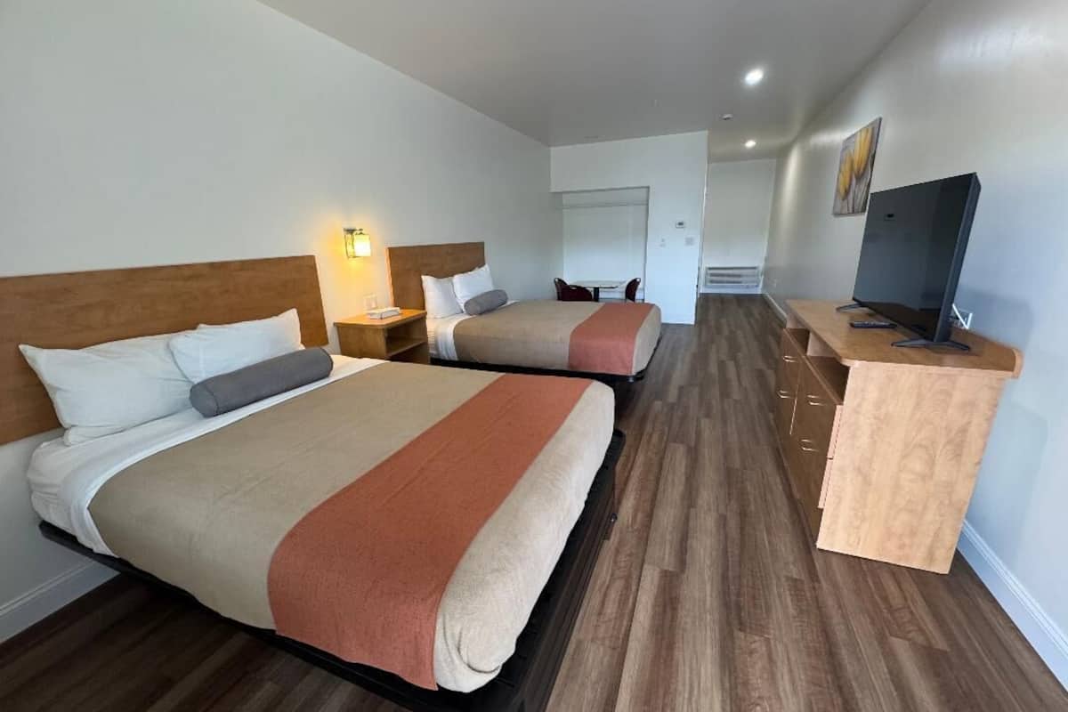 Camera Deluxe | Biancheria da letto di alta qualità, con arredamento individuale