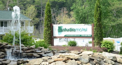 Studio Motel