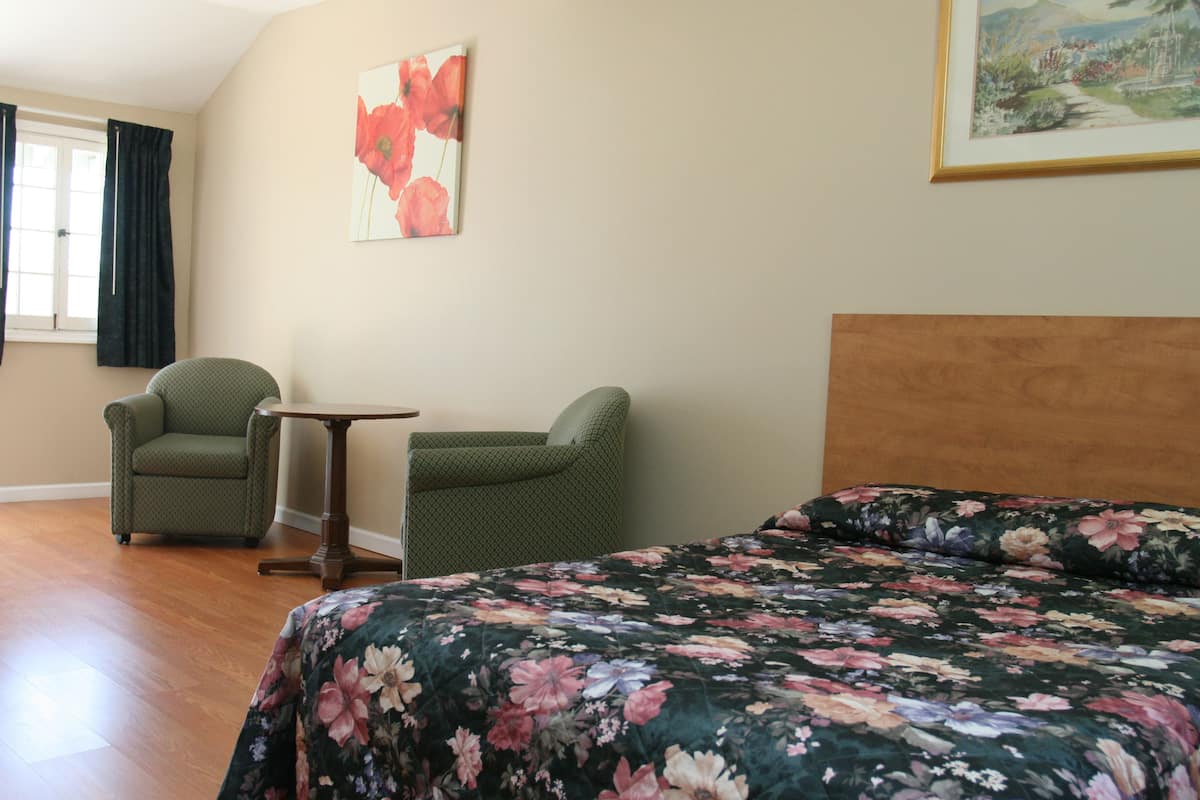 Luxe beddengoed, individueel gemeubileerd, een bureau, gratis wifi