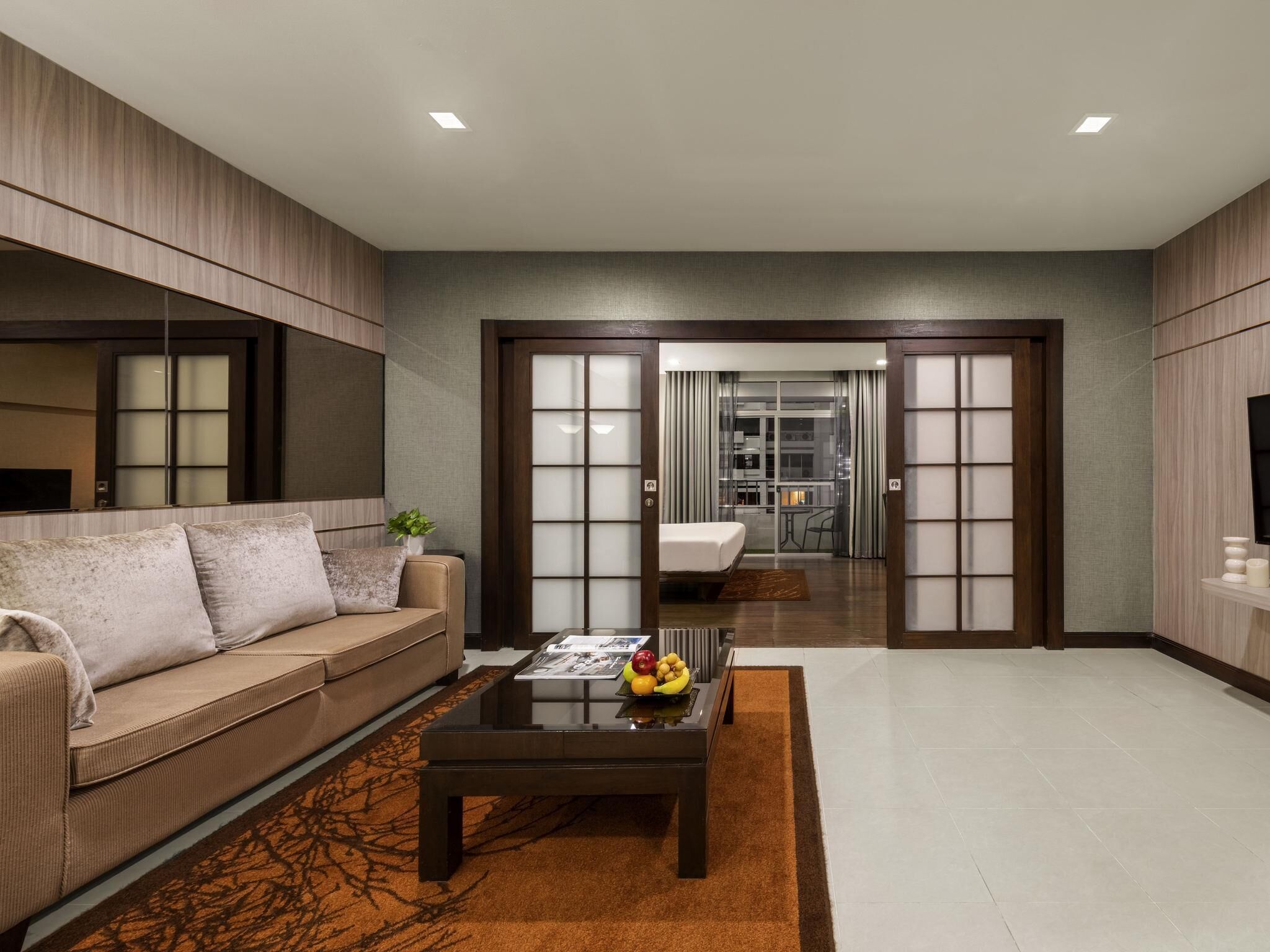 Deluxe Suite, 1 King Bed, Balcony | 1 bedroom, in-room safe, desk, soundproofing