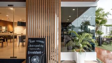 Daily full breakfast (THB 294.25 per person)