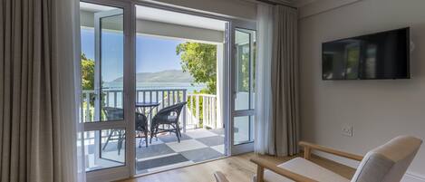 Executive Room, Lagoon View | Premium bedding, down duvets, minibar, in-room safe