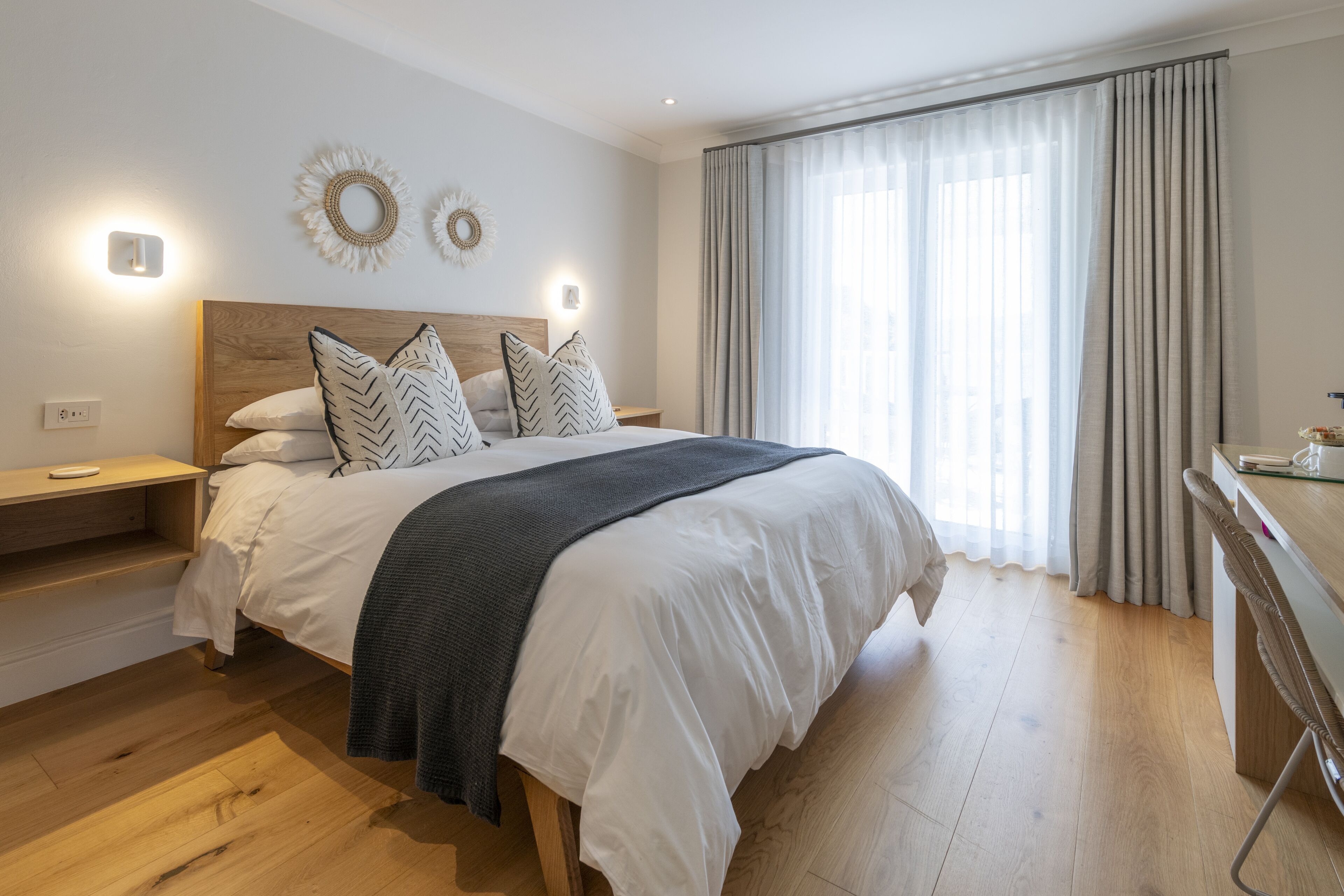 Superior Room, 1 Queen Bed, Lagoon View | Premium bedding, down duvets, minibar, in-room safe