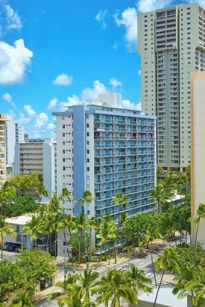 Exterior - Courtyard by Marriott Waikiki Beach (Honolulu)