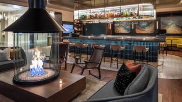Cocktail bar
