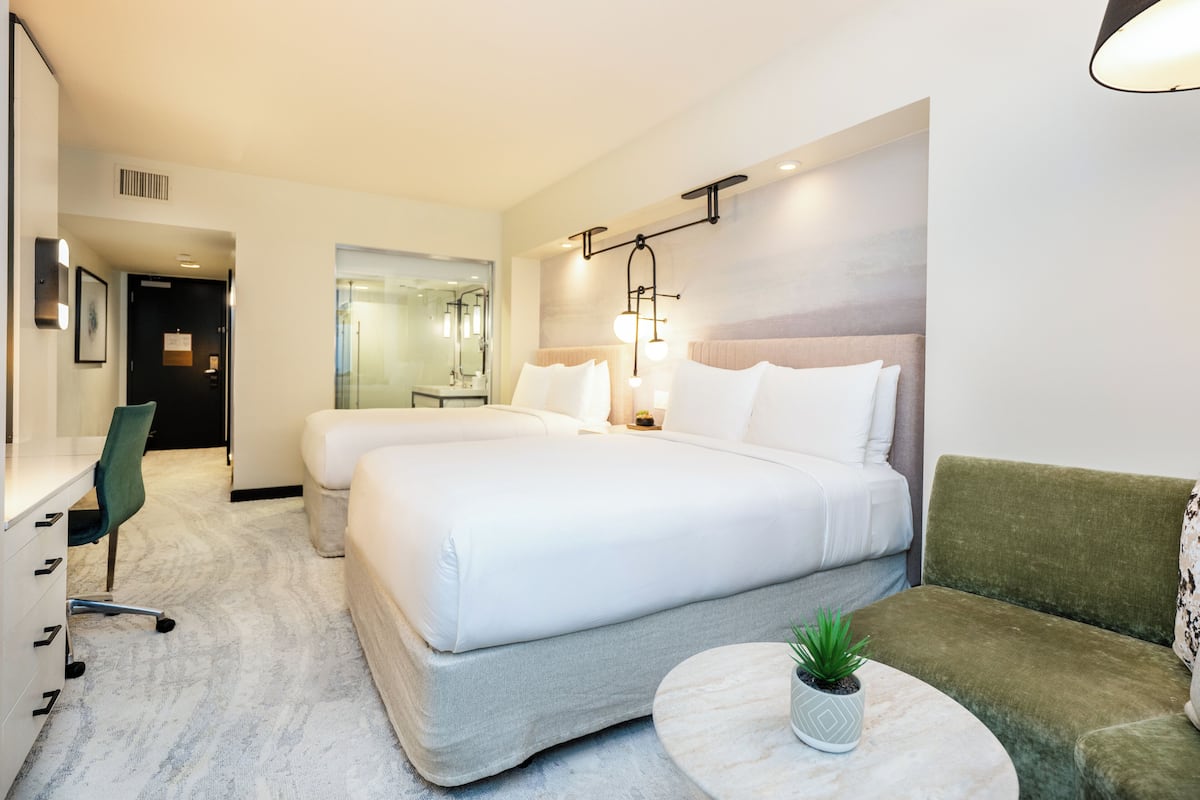 Zimmer, 2 Queen-Betten