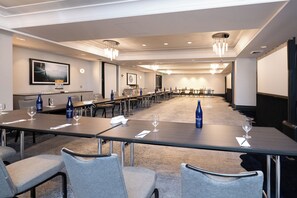 Meeting facility - Hotel 1000, in The Unbound Collection by Hyatt (Seattle)