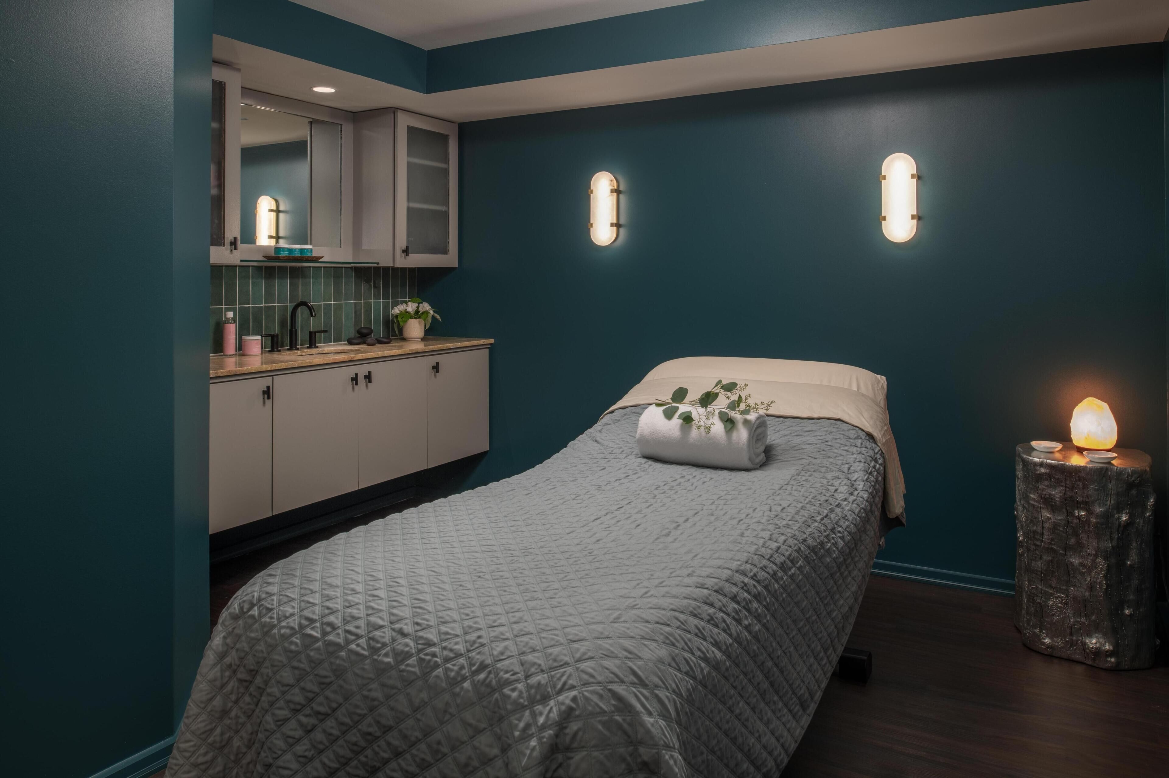 Salle de soins pour les couples, sauna, soins du corps