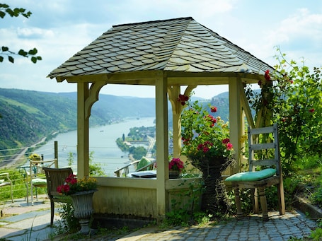 Hiking. PARK VILLA zentral am Mittelrhein