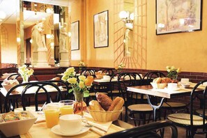 Restaurant - Hôtel Terminus Orléans (Paris)