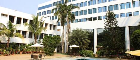 Seasonal outdoor pool