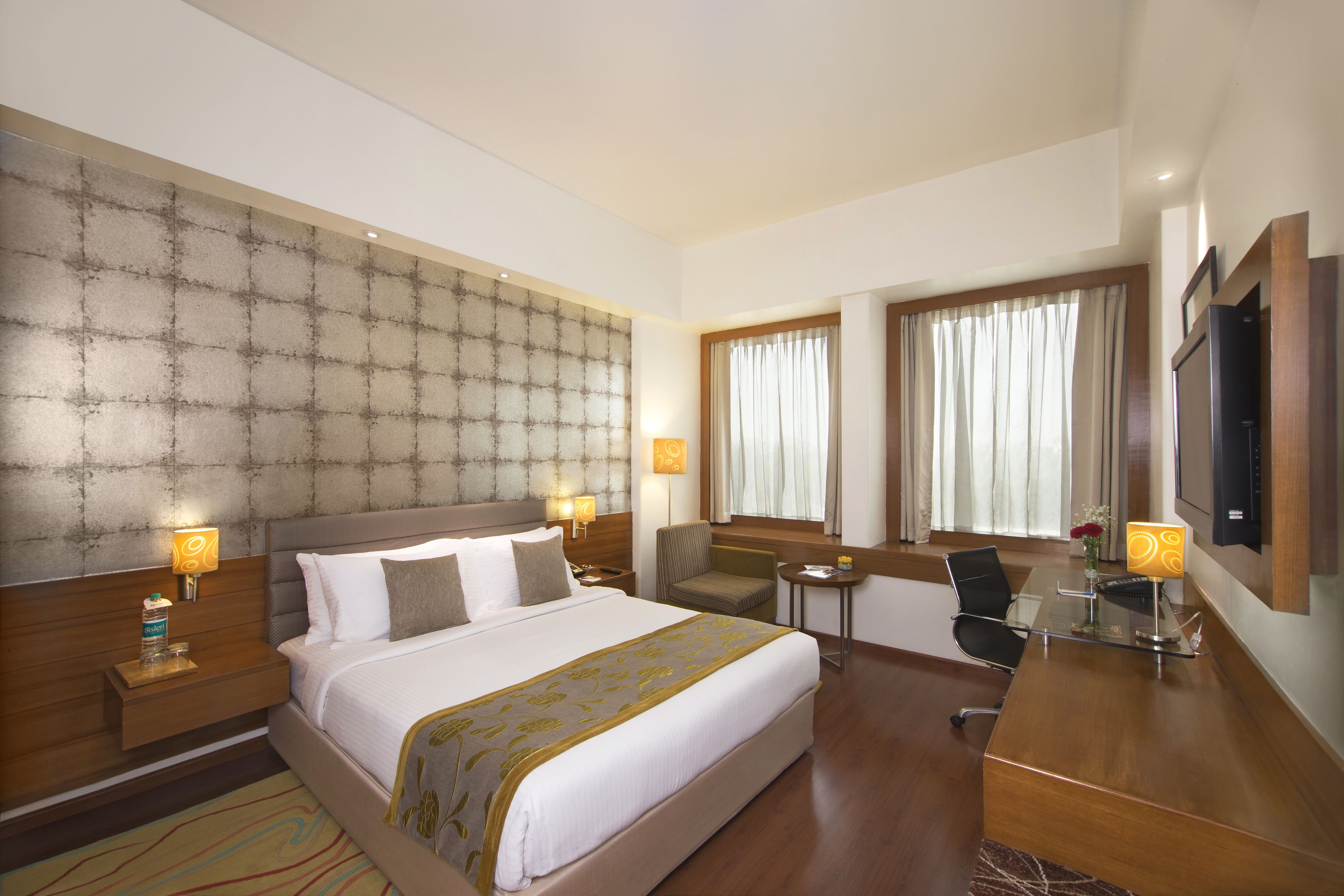 club double or twin room | 1 bedroom, egyptian cotton sheets, premium bedding, down duvets