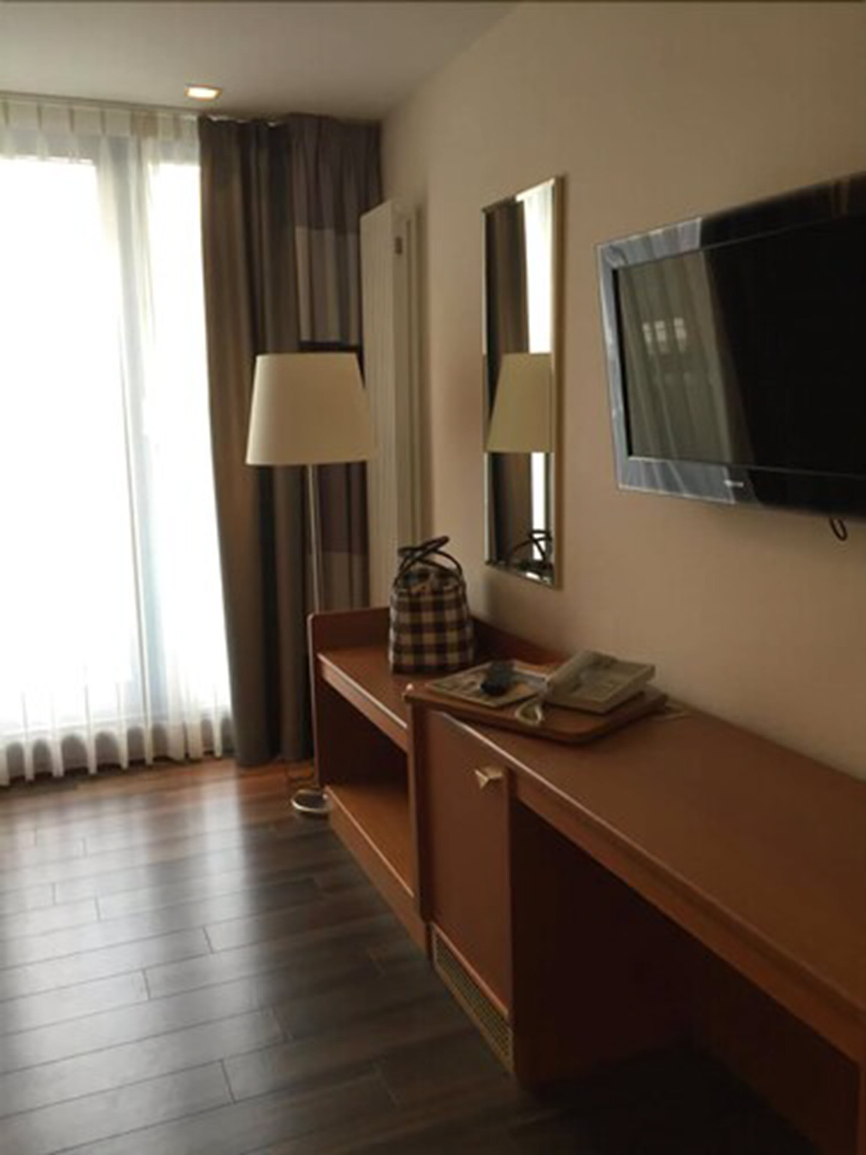 classic double room | in-room safe, free wifi