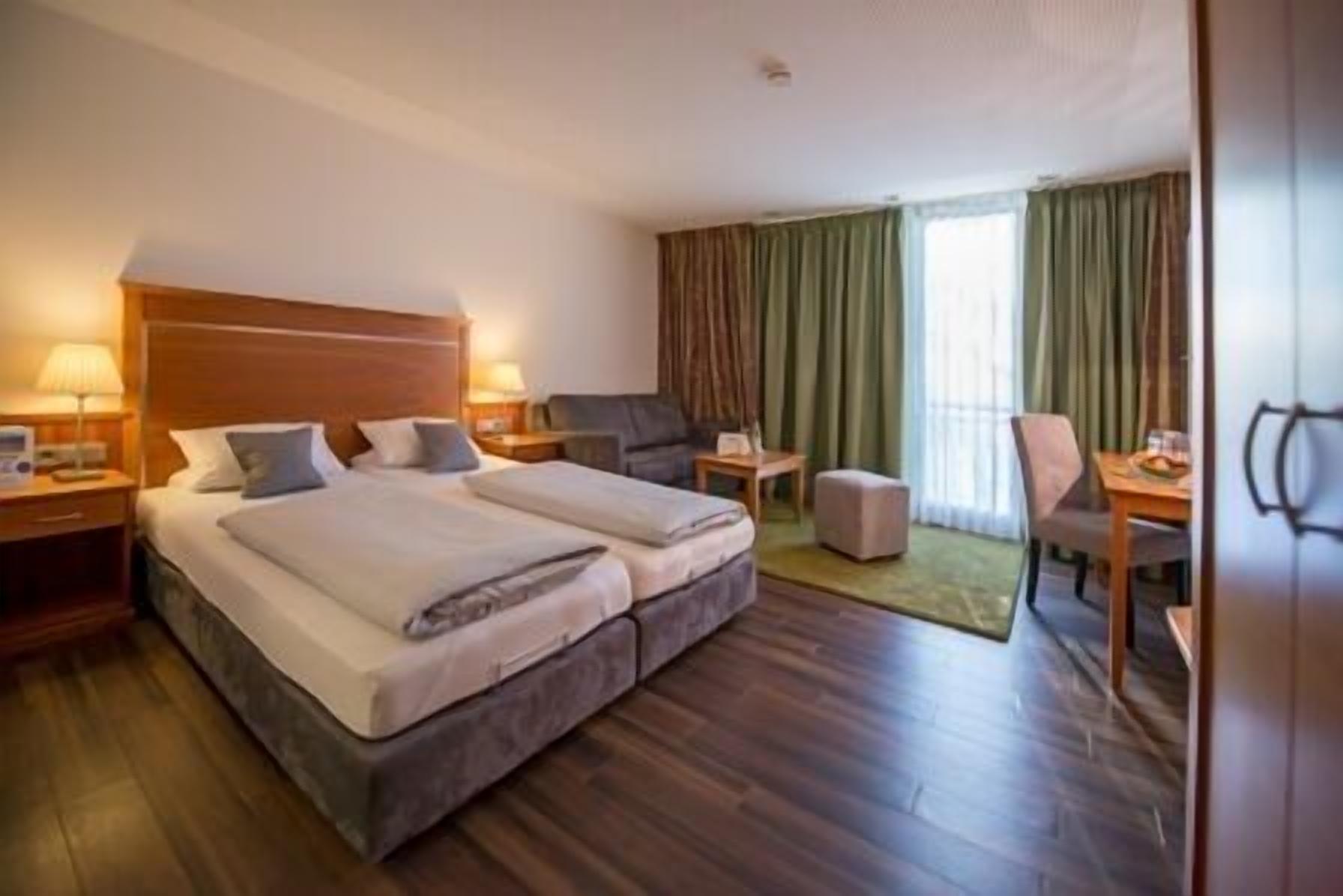premium double room | in-room safe, free wifi