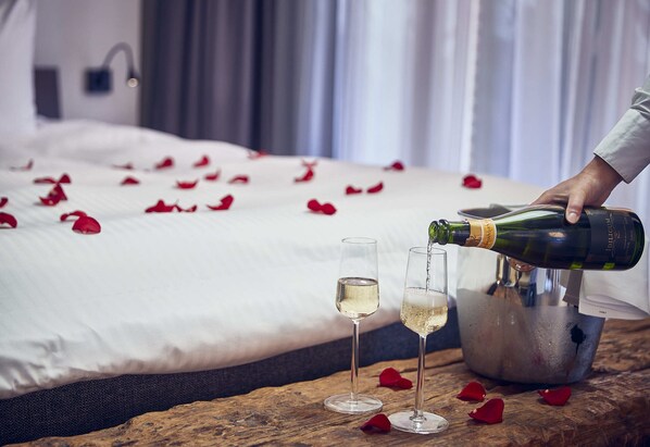 Habitación romántica | Sábanas italianas Frette y ropa de cama de alta calidad