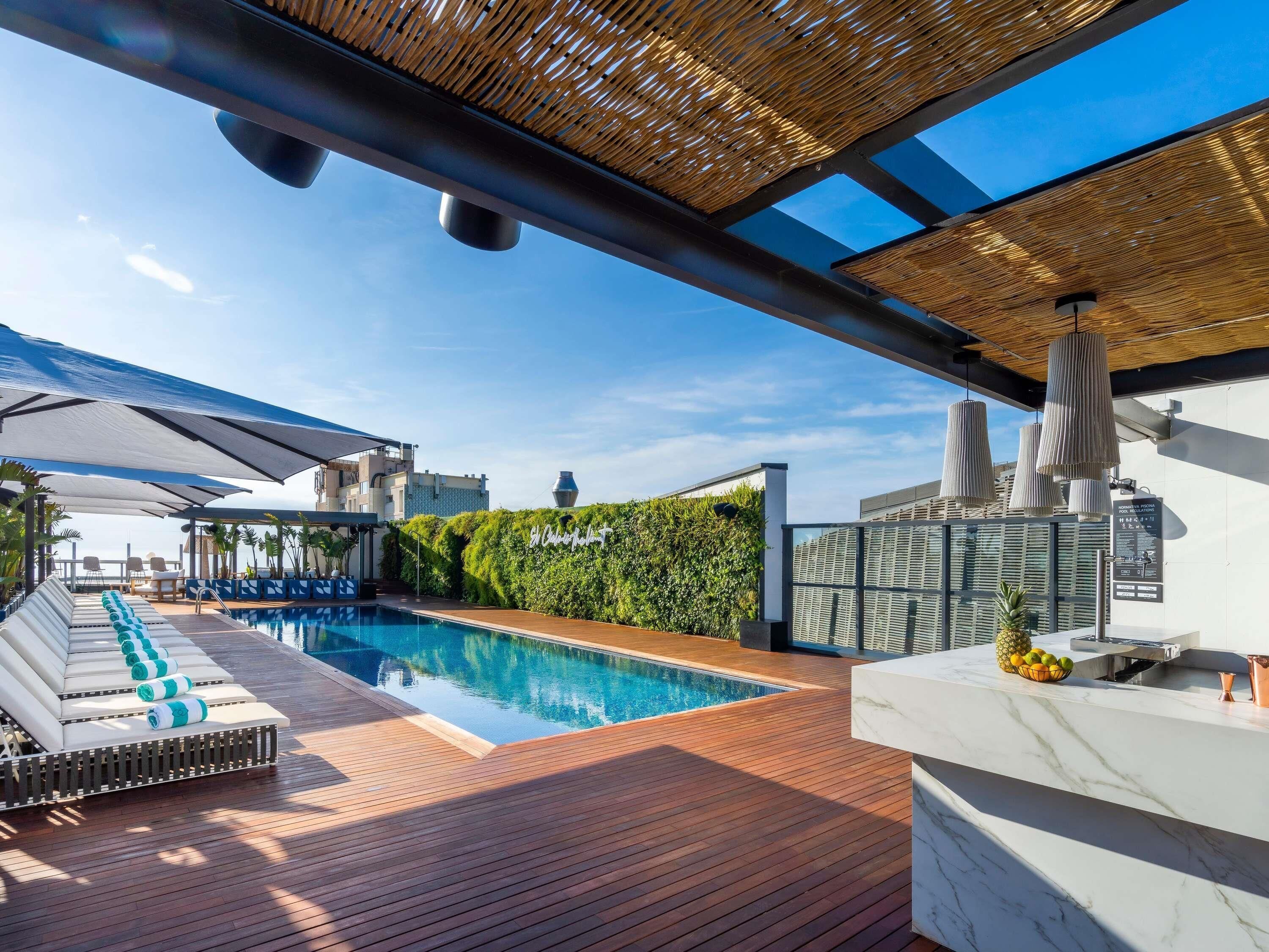 Outdoor pool, sun loungers