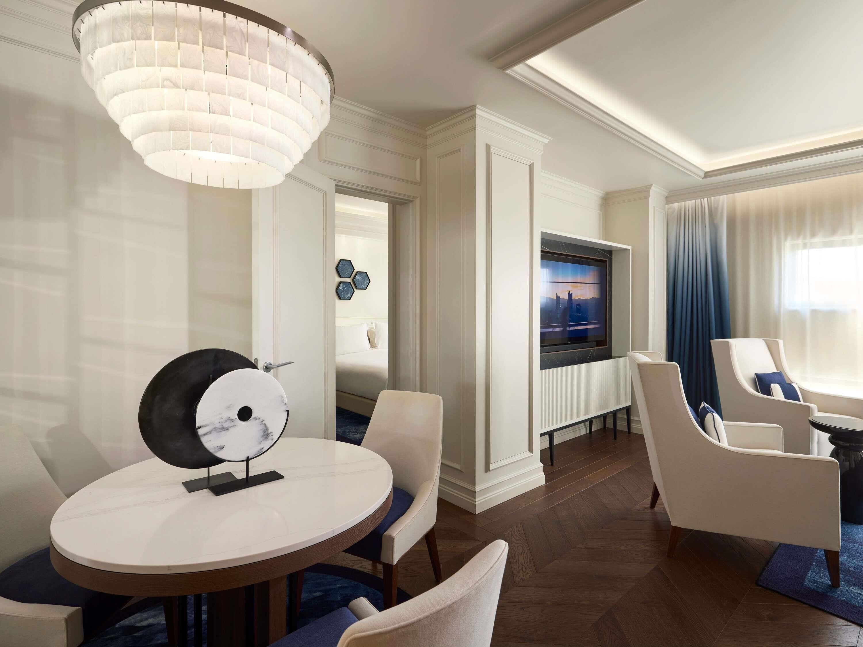 Junior Suite, 1 King Bed (with a Living room) | Hypo-allergenic bedding, minibar, in-room safe, soundproofing