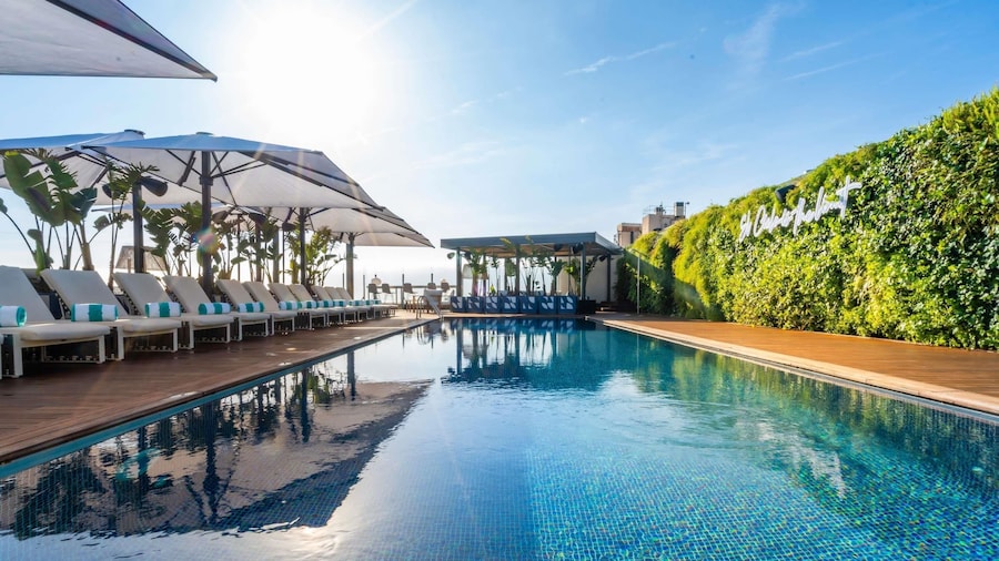 Sofitel Barcelona Skipper
