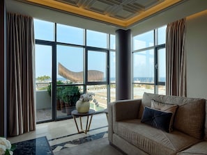 Allergikerbettwaren, Minibar, Zimmersafe, schallisolierte Zimmer