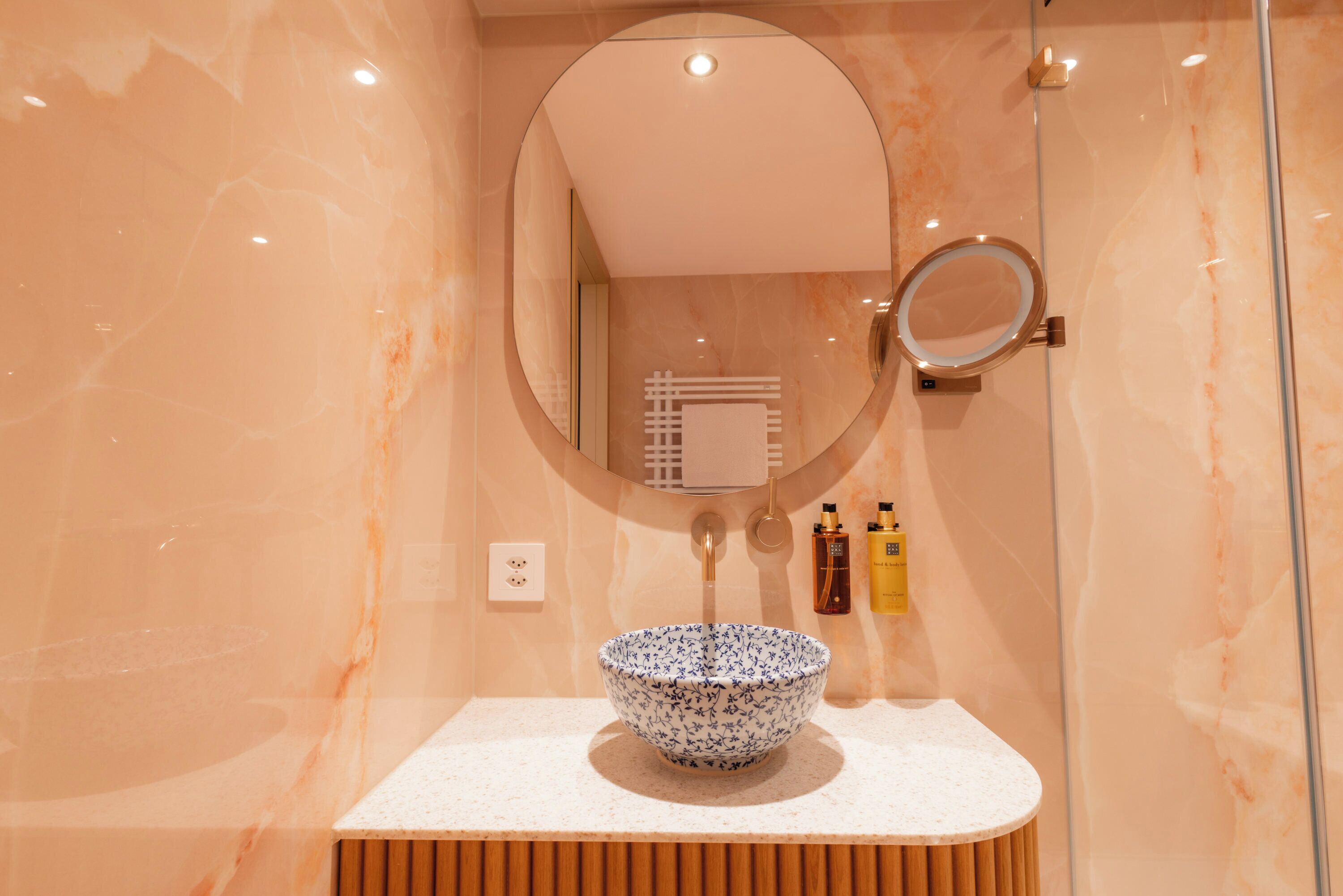 yama suite | bathroom | shower, free toiletries, hair dryer, towels