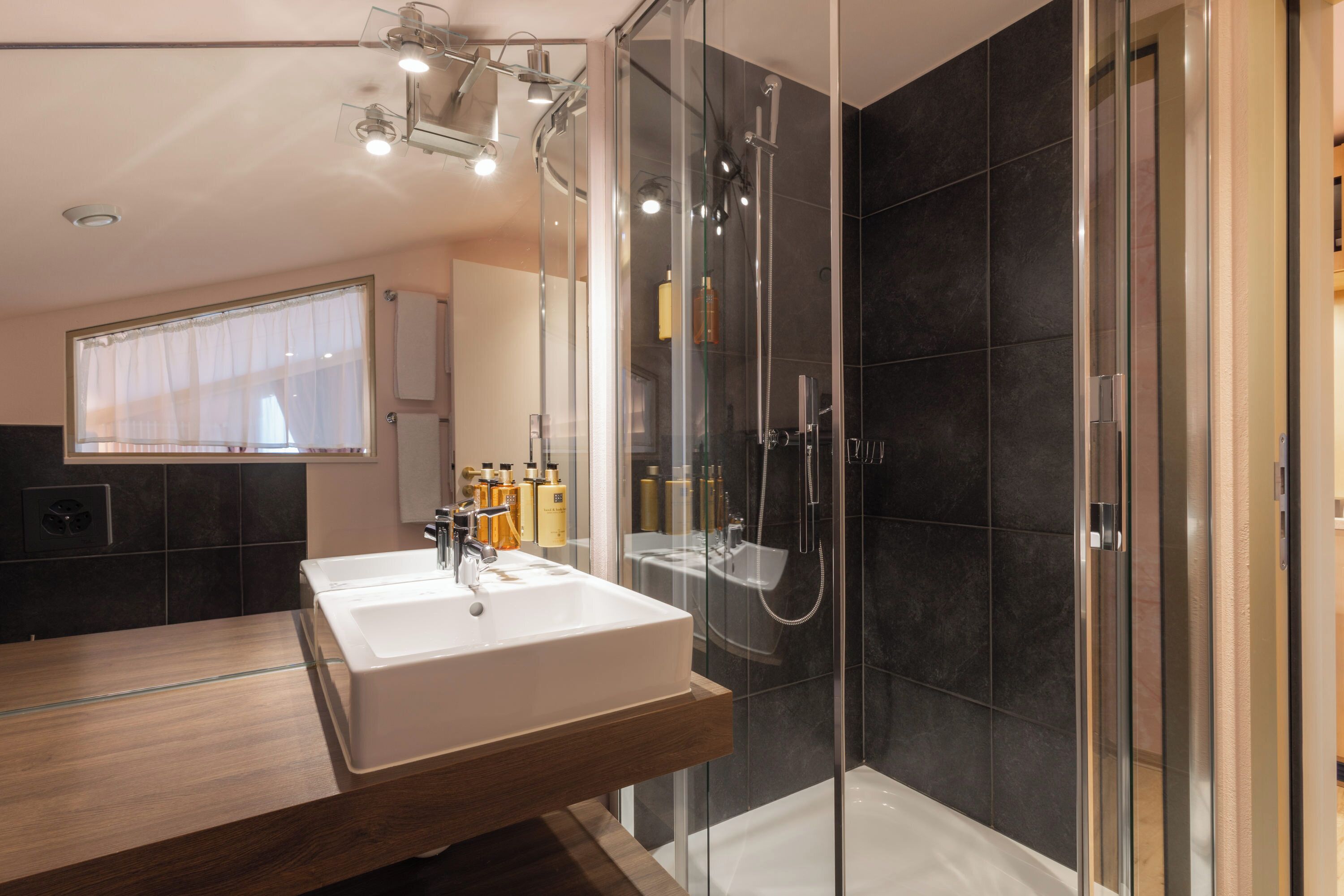 yama room | bathroom | shower, free toiletries, hair dryer, towels