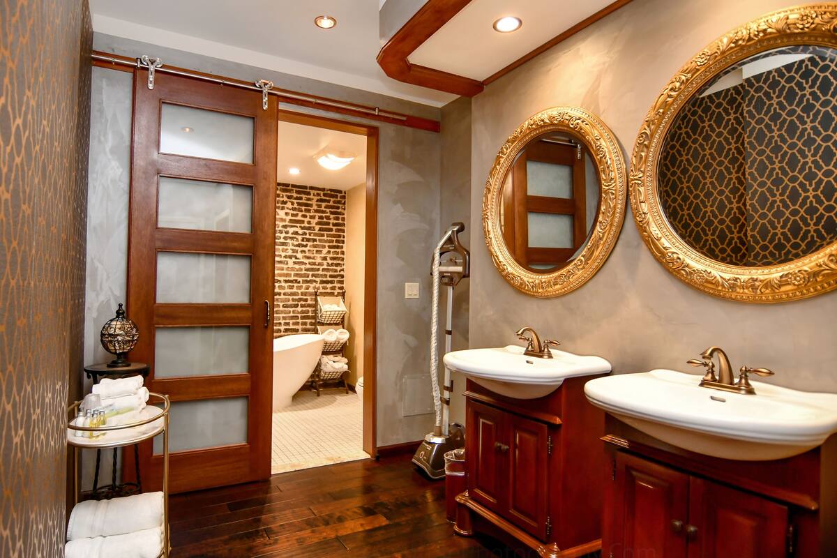 junior studio suite | bathroom | free toiletries, hair dryer, dressing gowns, towels