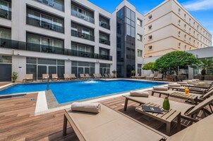 Piscina externa sazonal