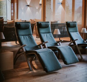 Outdoor treatment area, sauna, hot tub, steam room, body treatments