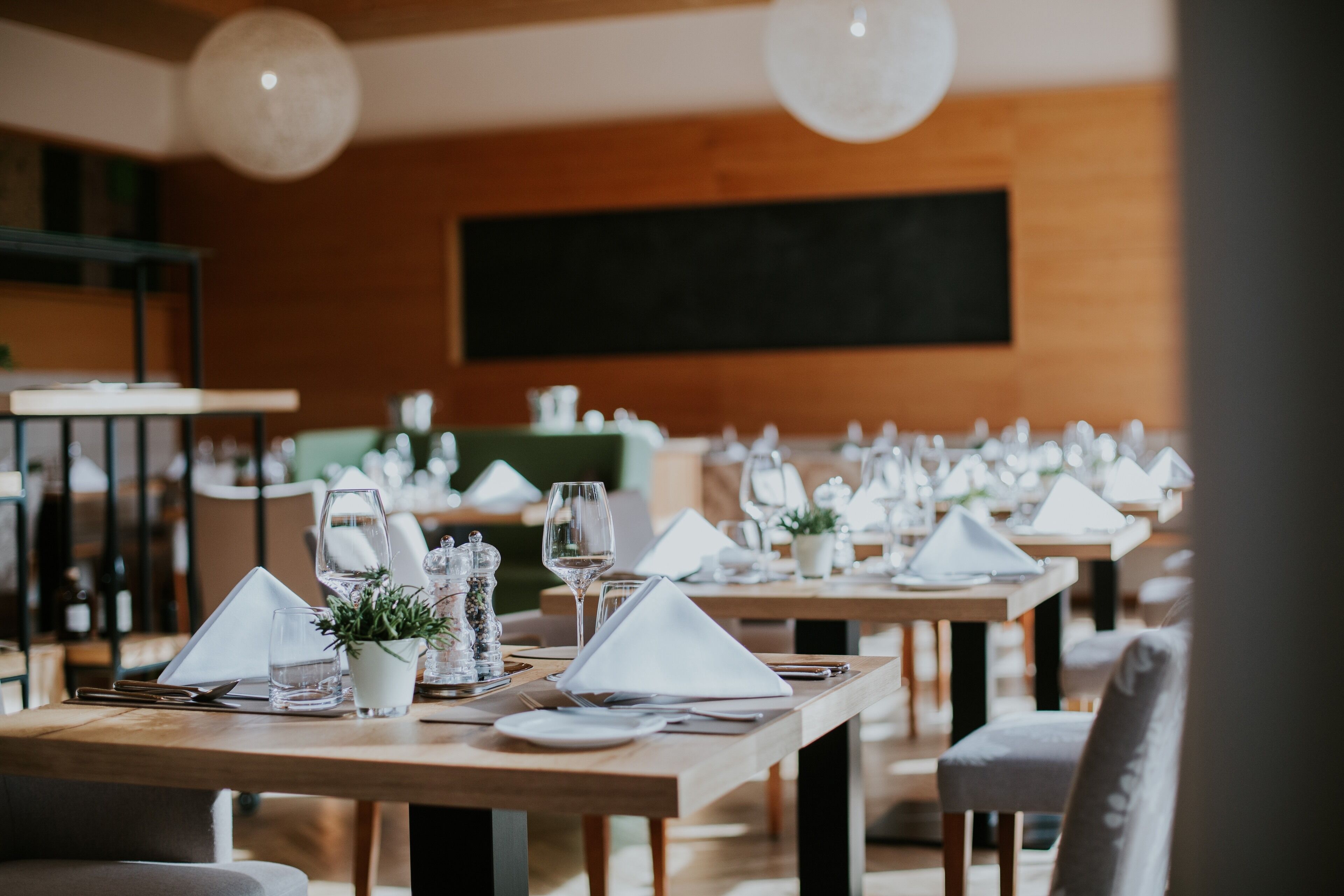 breakfast, lunch and dinner served