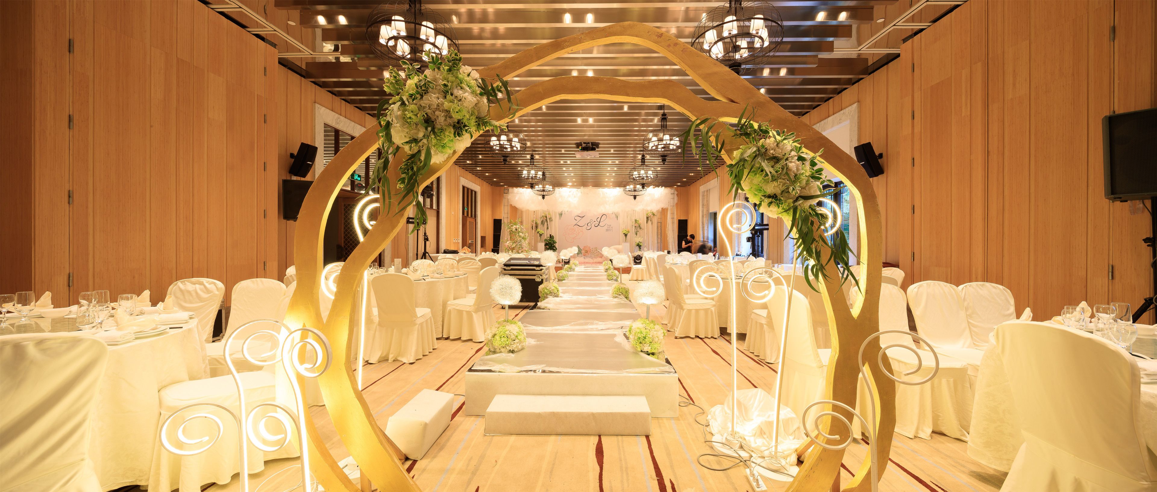 indoor wedding