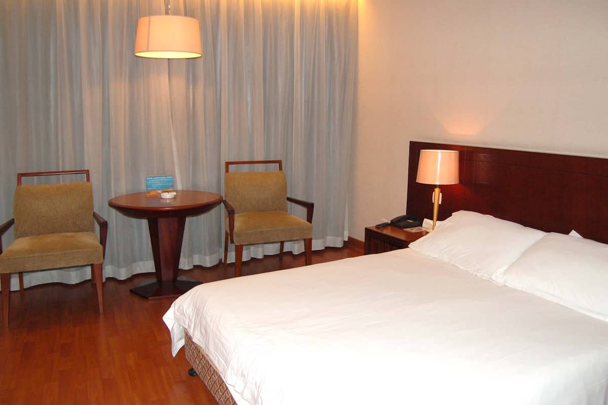 Superior Room | In-room safe, desk, blackout drapes, iron/ironing board (on request)