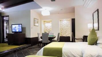 Internet, alarm clocks