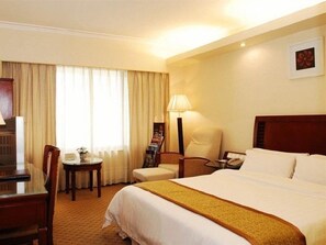 Premium bedding, down duvets, in-room safe, blackout curtains - Luohu (Shenzhen)