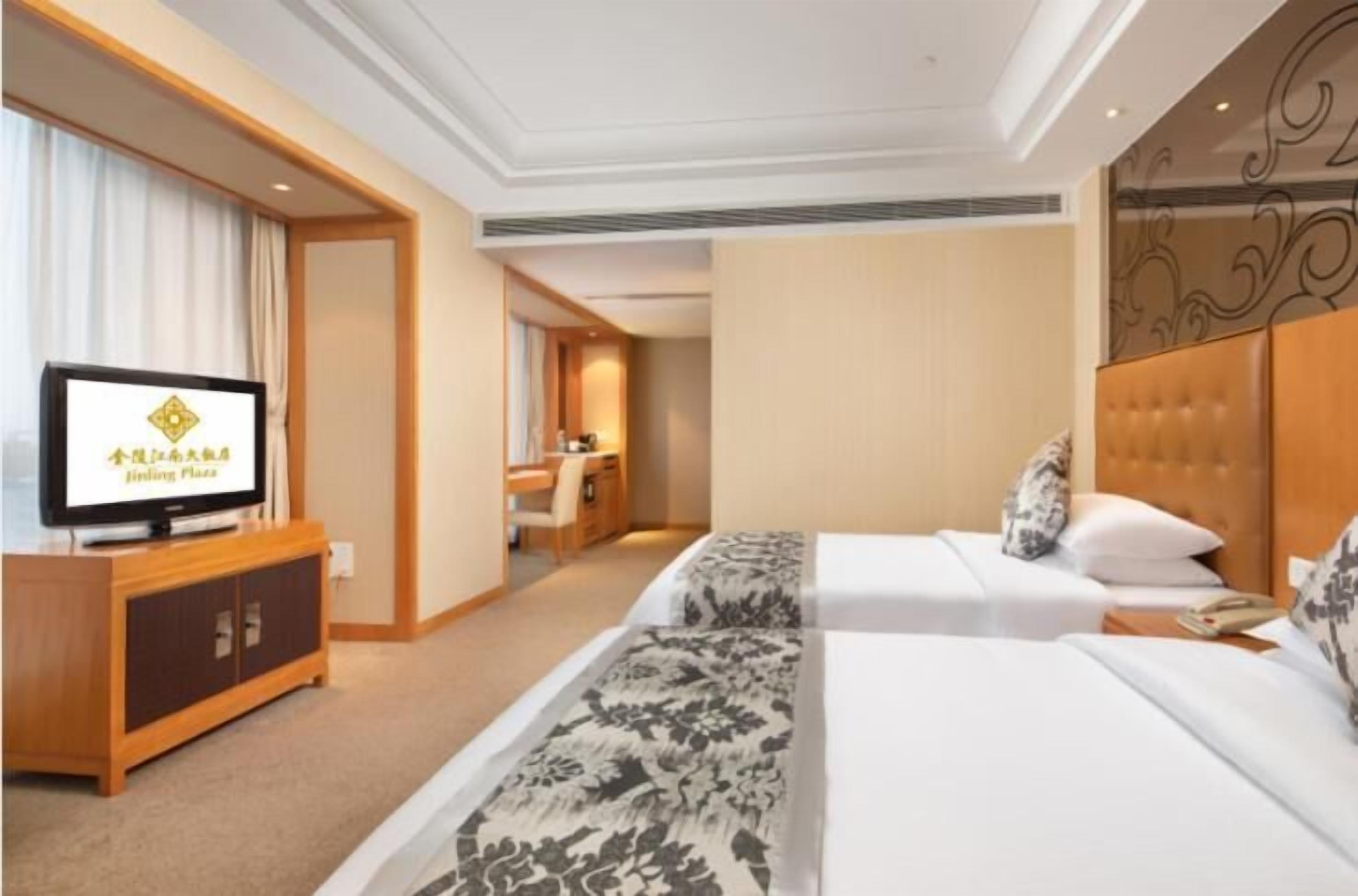 minibar, in-room safe, desk, blackout curtains