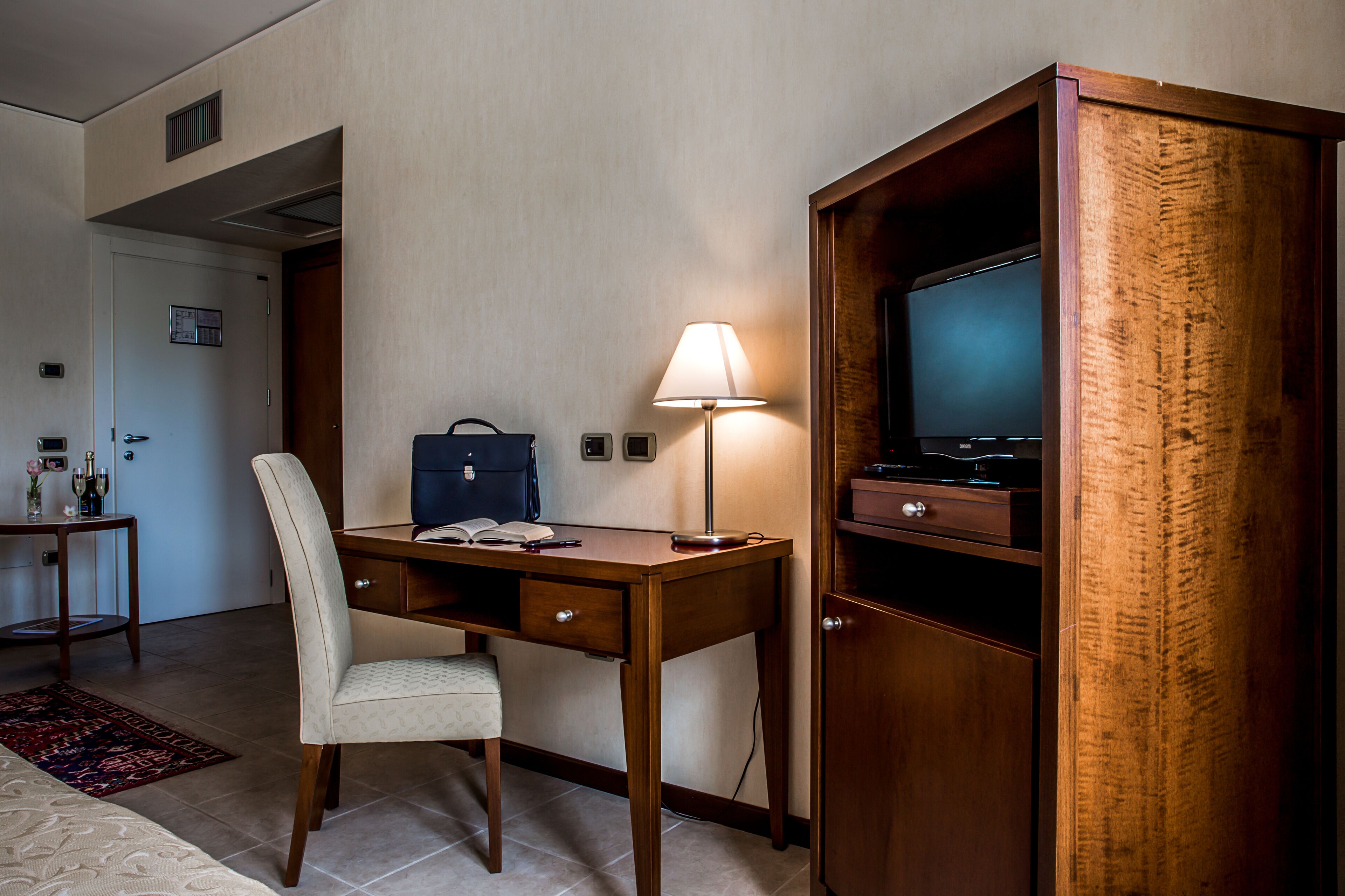 1 bedroom, minibar, in-room safe, desk