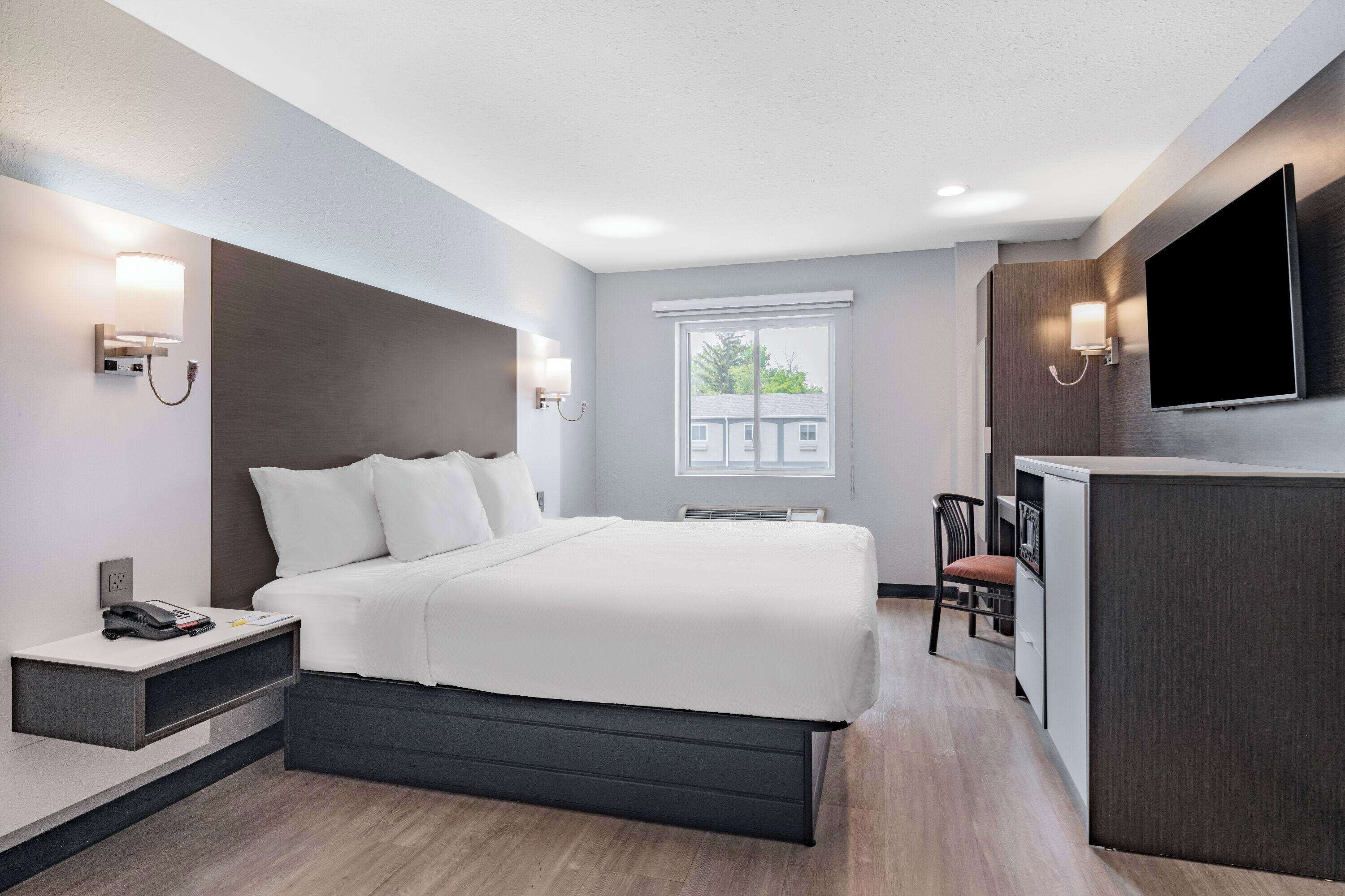 Foto - Days Inn & Suites by Wyndham Niagara Falls/Buffalo