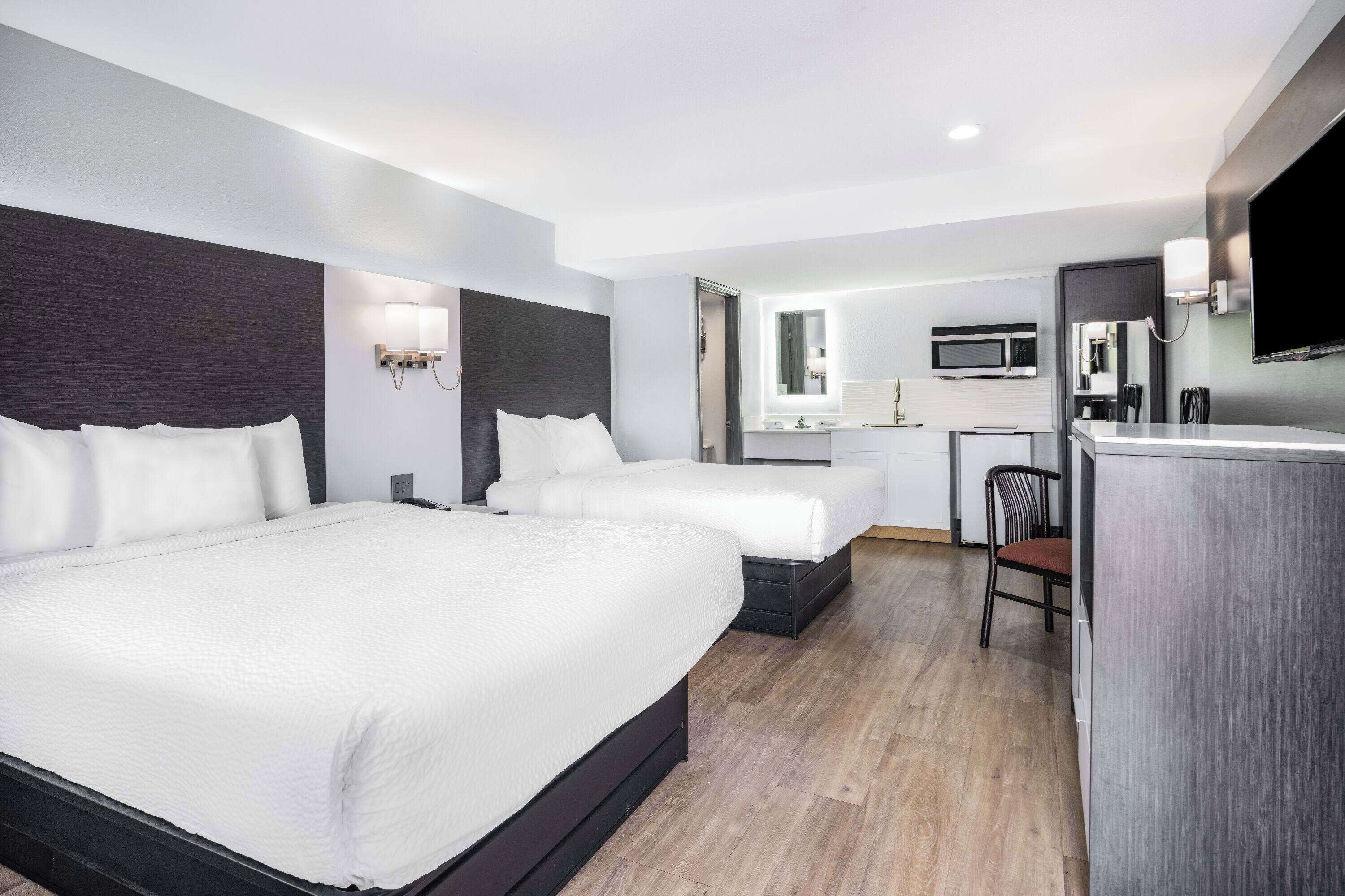 Foto - Days Inn & Suites by Wyndham Niagara Falls/Buffalo