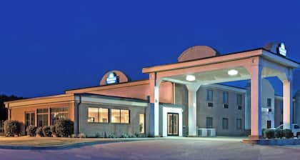 Days Inn & Suites by Wyndham Wynne