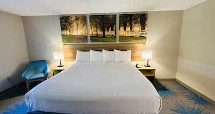 Days Inn & Suites by Wyndham Wynne